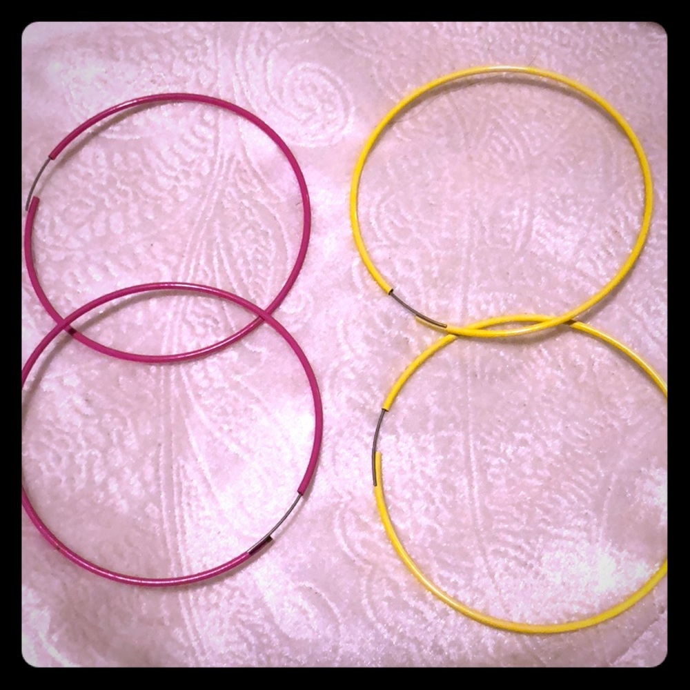 Pink and yellow hoops